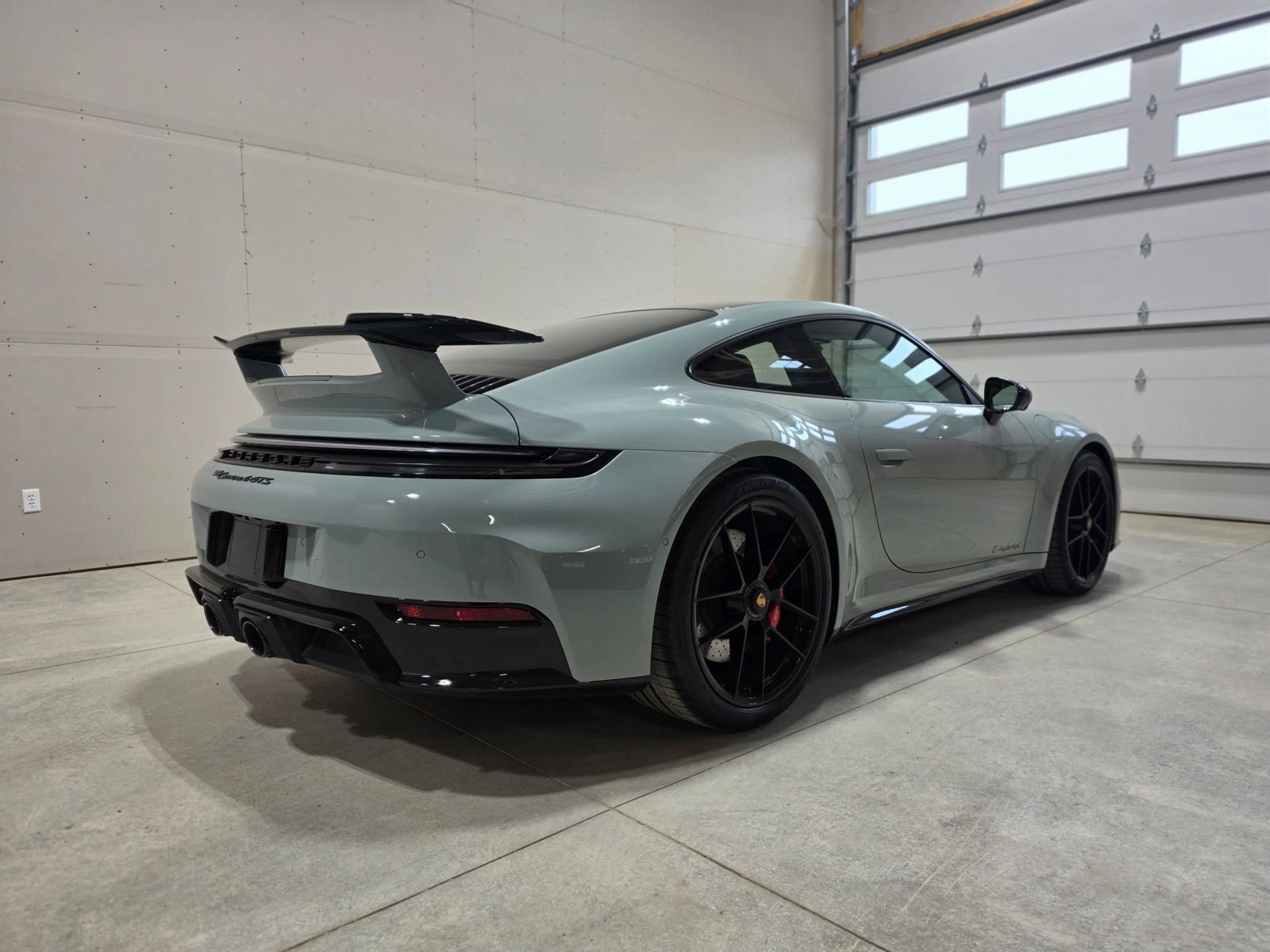 Used 2025 Porsche 911 Carrera 4 GTS AWD/4WD image 6