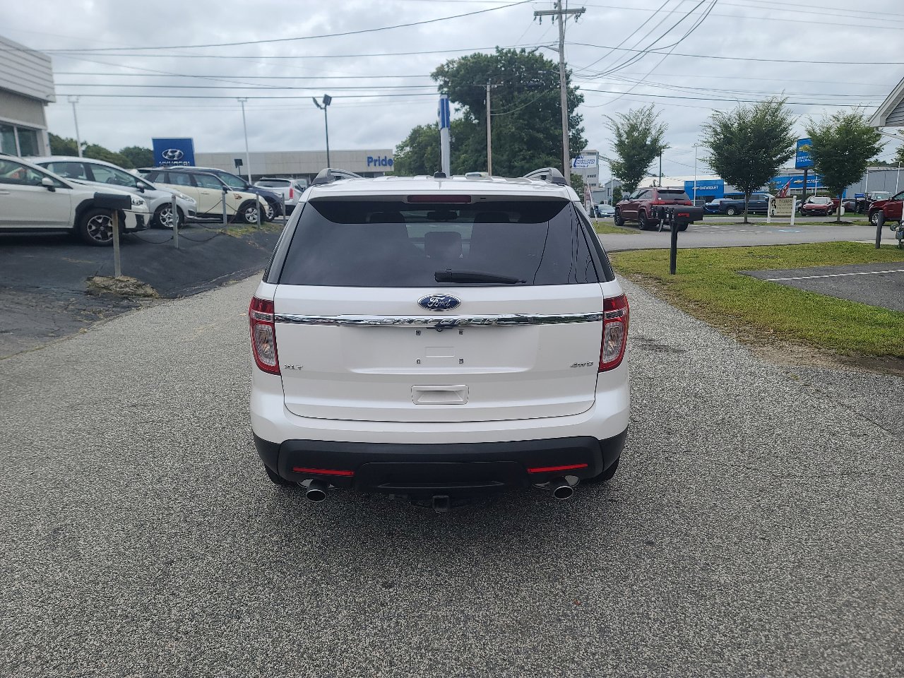 Used 2014 Ford Explorer XLT w/ Equipment Group 202A image 6