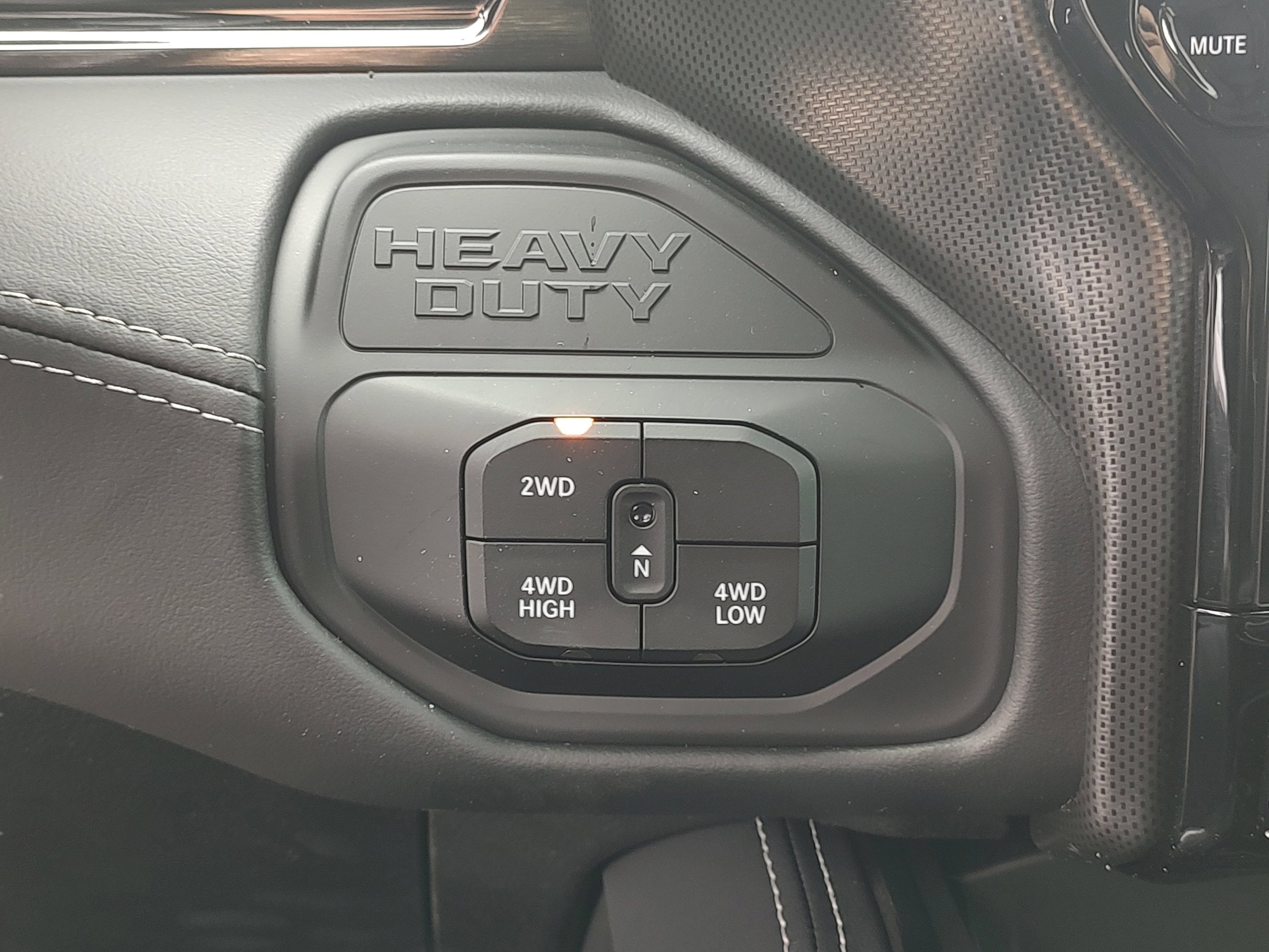 New 2026 RAM 2500 Limited image 19