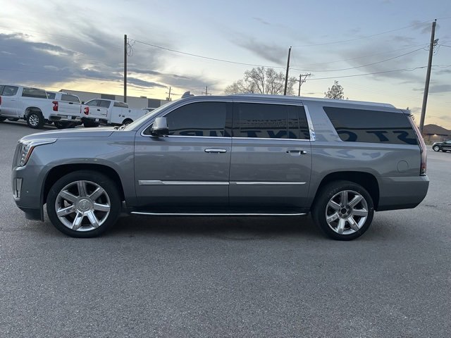 Used 2019 Cadillac Escalade ESV Luxury image 8