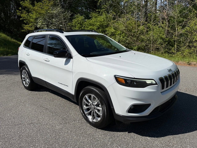 Used 2022 Jeep Cherokee Latitude Lux w/ Sun & Sound Group image 4