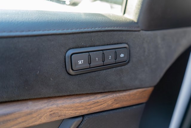 Used 2019 Cadillac Escalade Luxury image 22