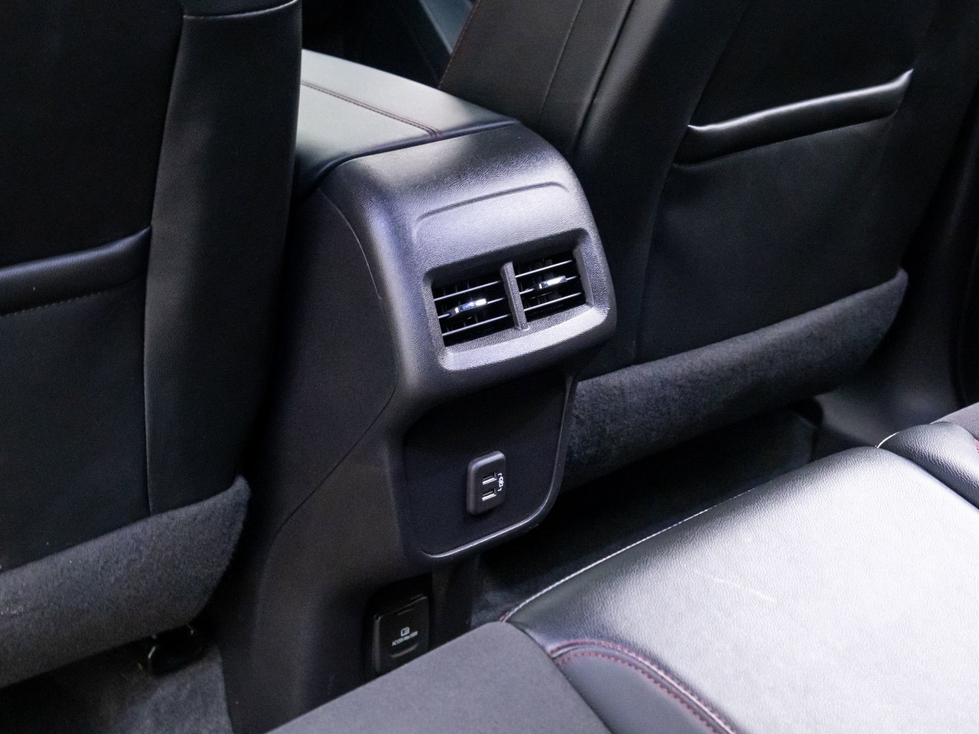 Used 2024 Chevrolet Equinox RS image 17