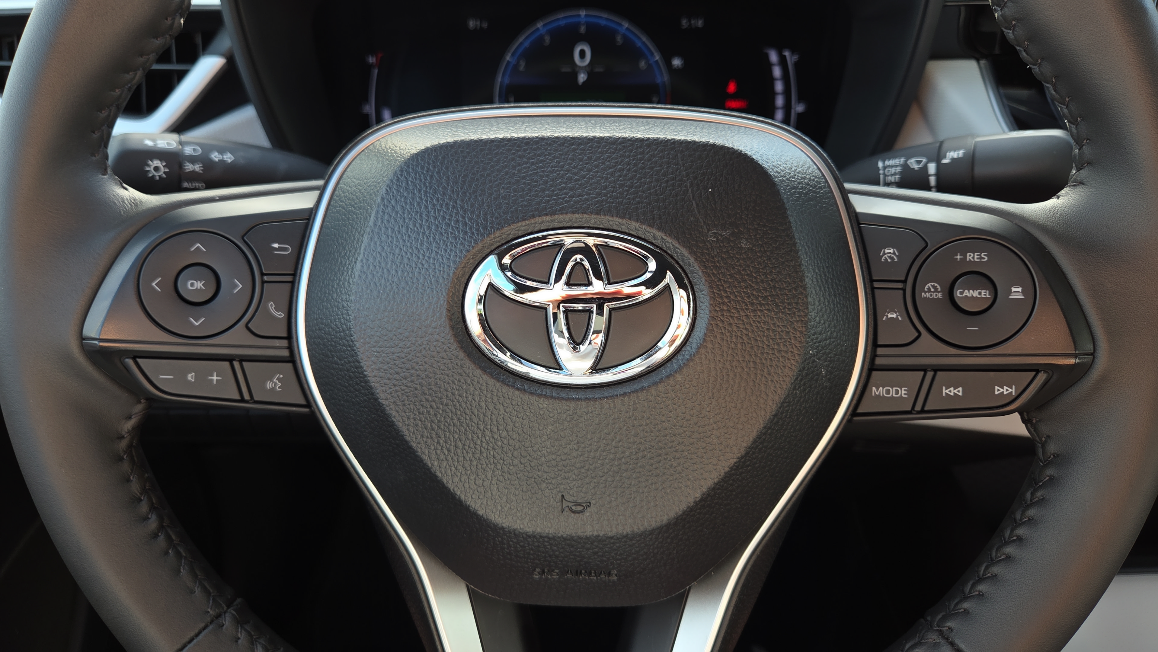Certified 2026 Toyota Corolla SE FWD image 28