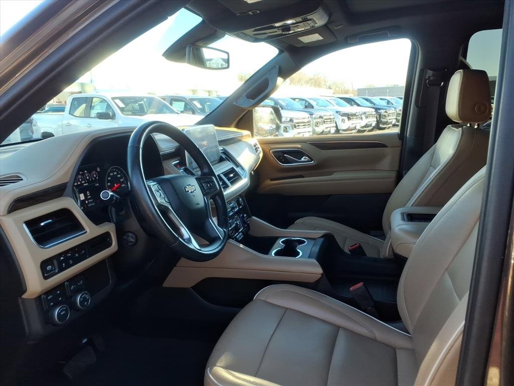 Used 2021 Chevrolet Suburban Premier image 9