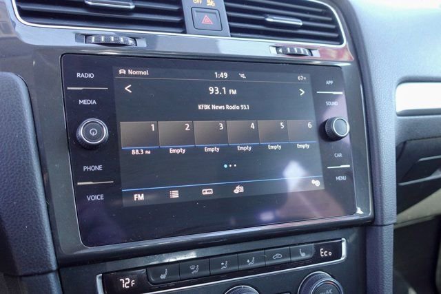 Used 2019 Volkswagen e-Golf SE w/ Driver Assistance Package image 21