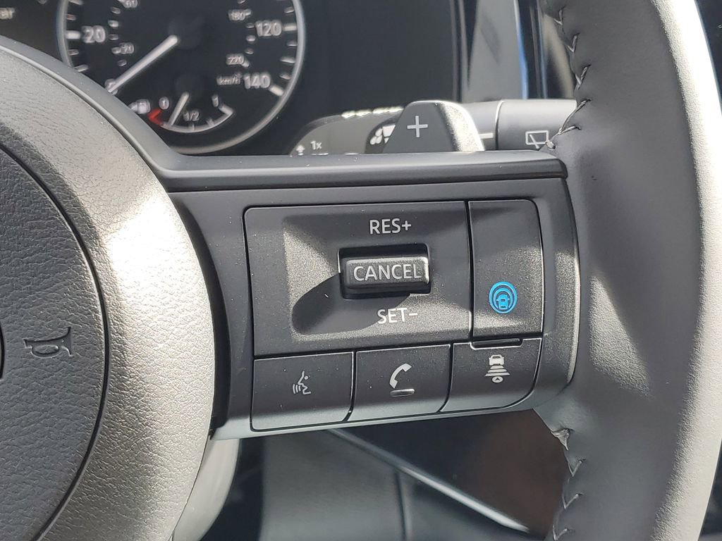 New 2025 Nissan Pathfinder SV image 16