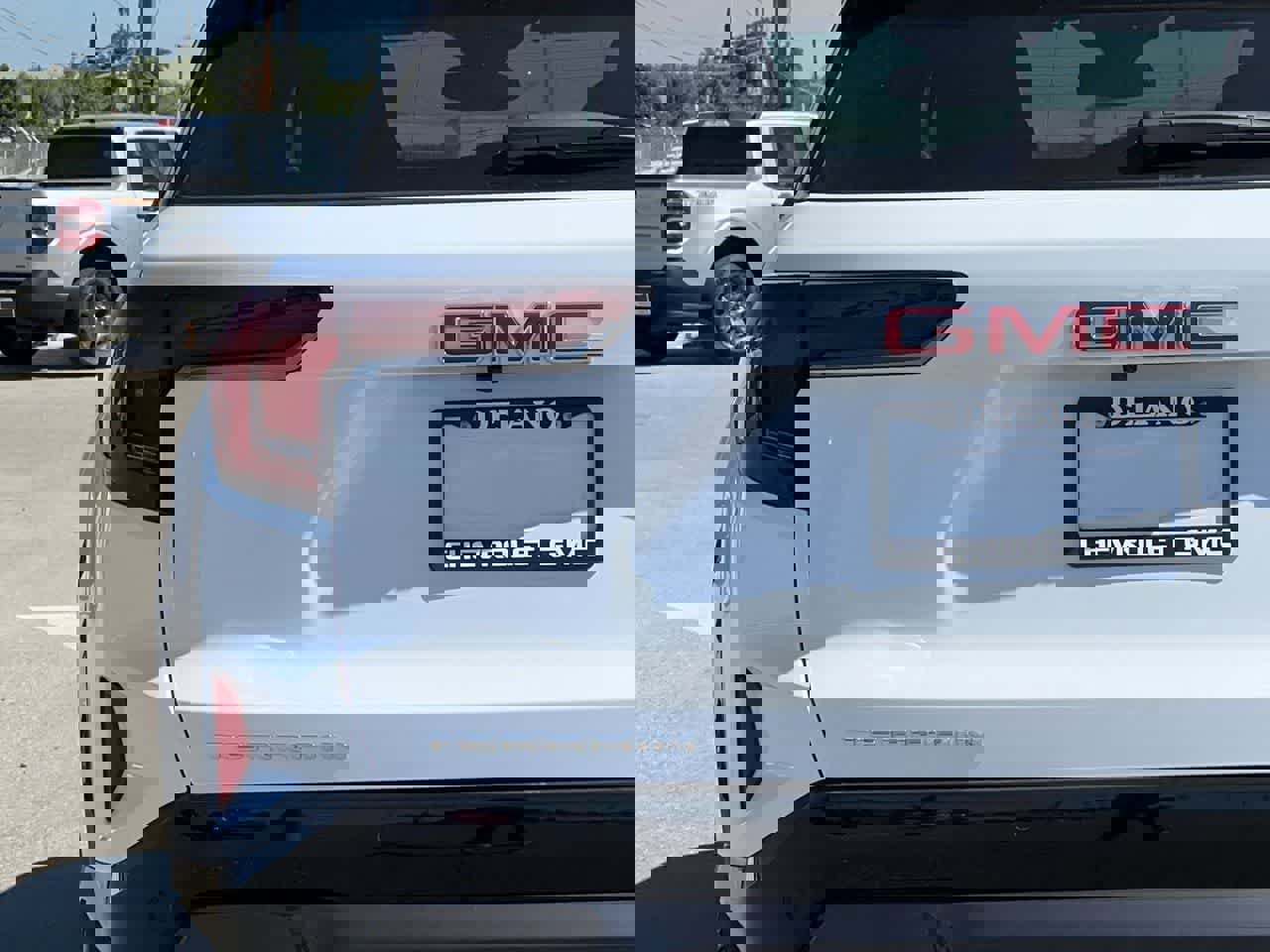 New 2026 GMC Terrain AT4 w/ Convenience Package III image 32