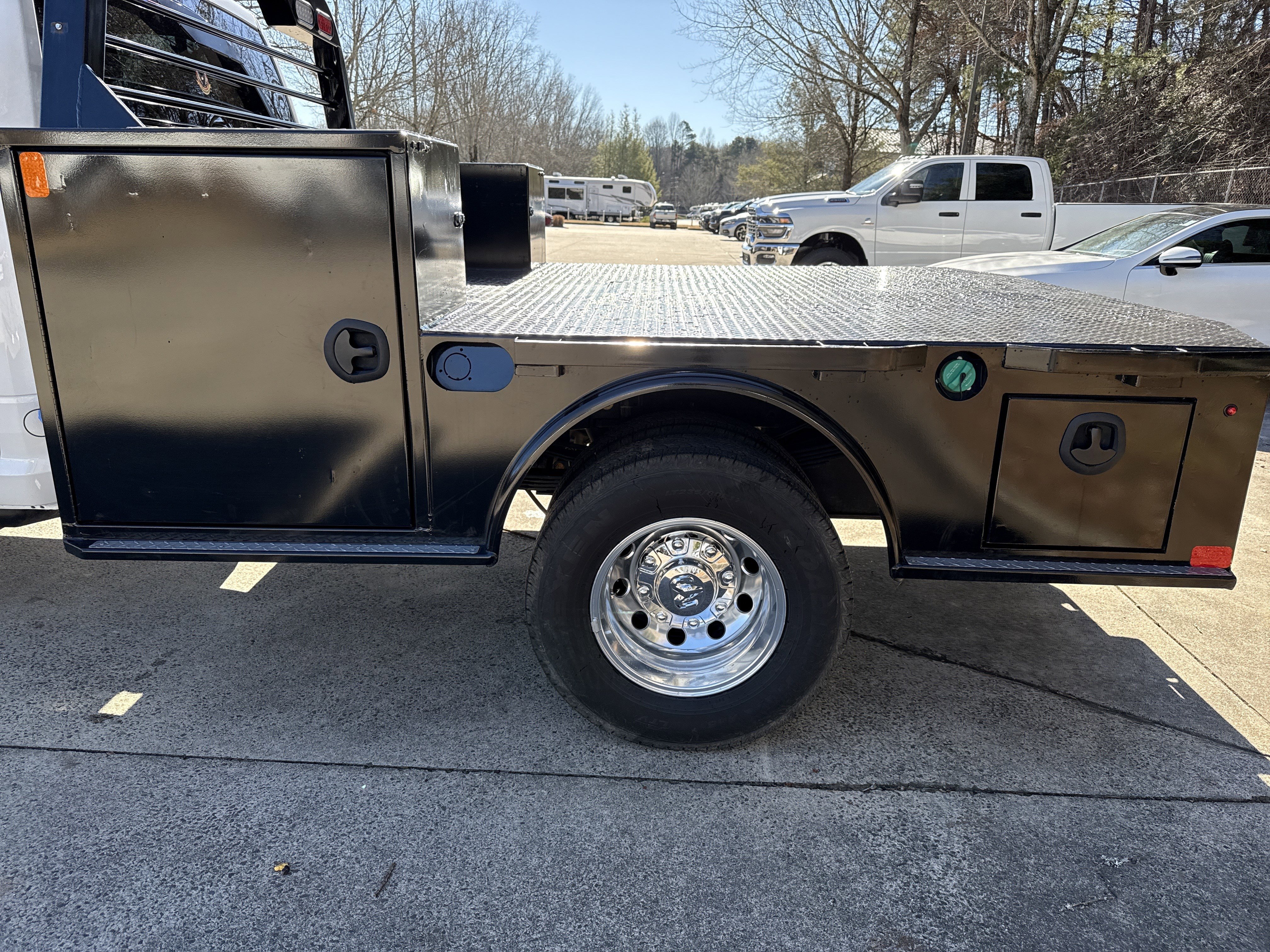 Used 2025 RAM 3500 Tradesman w/ Chrome Appearance Group image 22