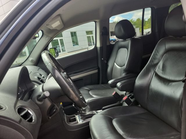 Used 2010 Chevrolet HHR LT w/ LT Preferred Equipment Group FWD image 8