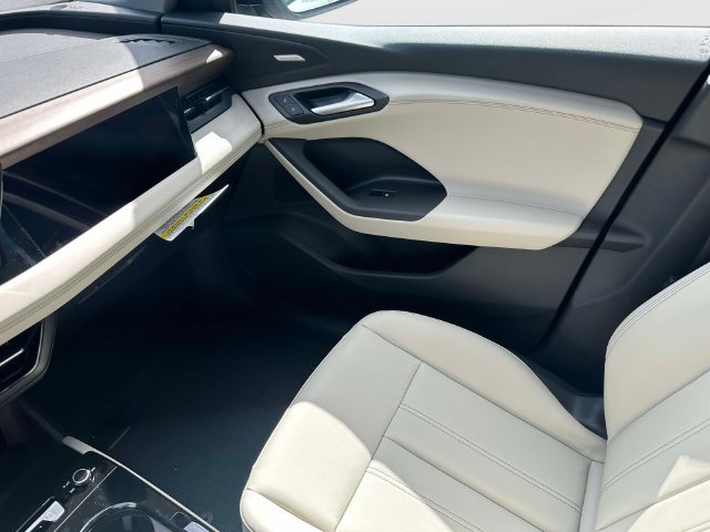 New 2027 Audi Q6 e-tron Prestige AWD/4WD image 13