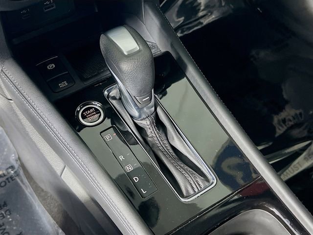 Used 2023 Nissan Kicks SR w/ SR Premium Package image 24