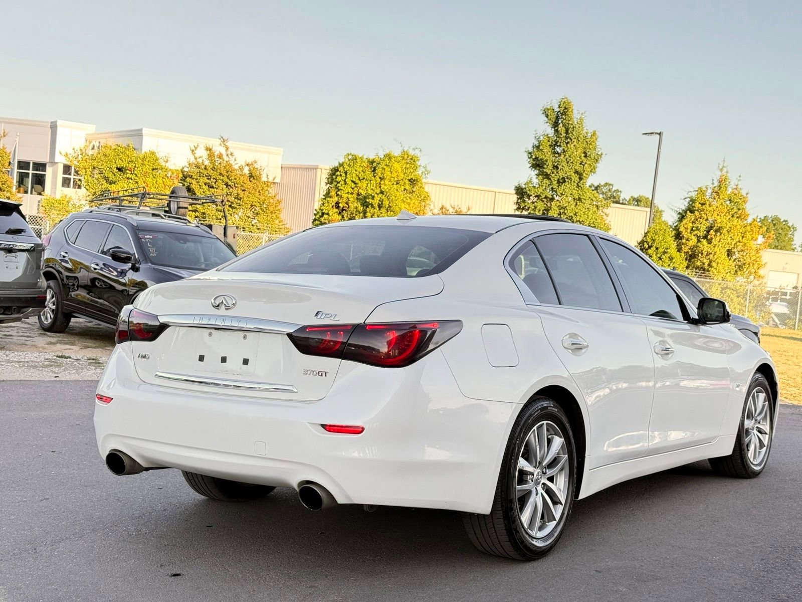 Used 2015 INFINITI Q50 AWD image 10