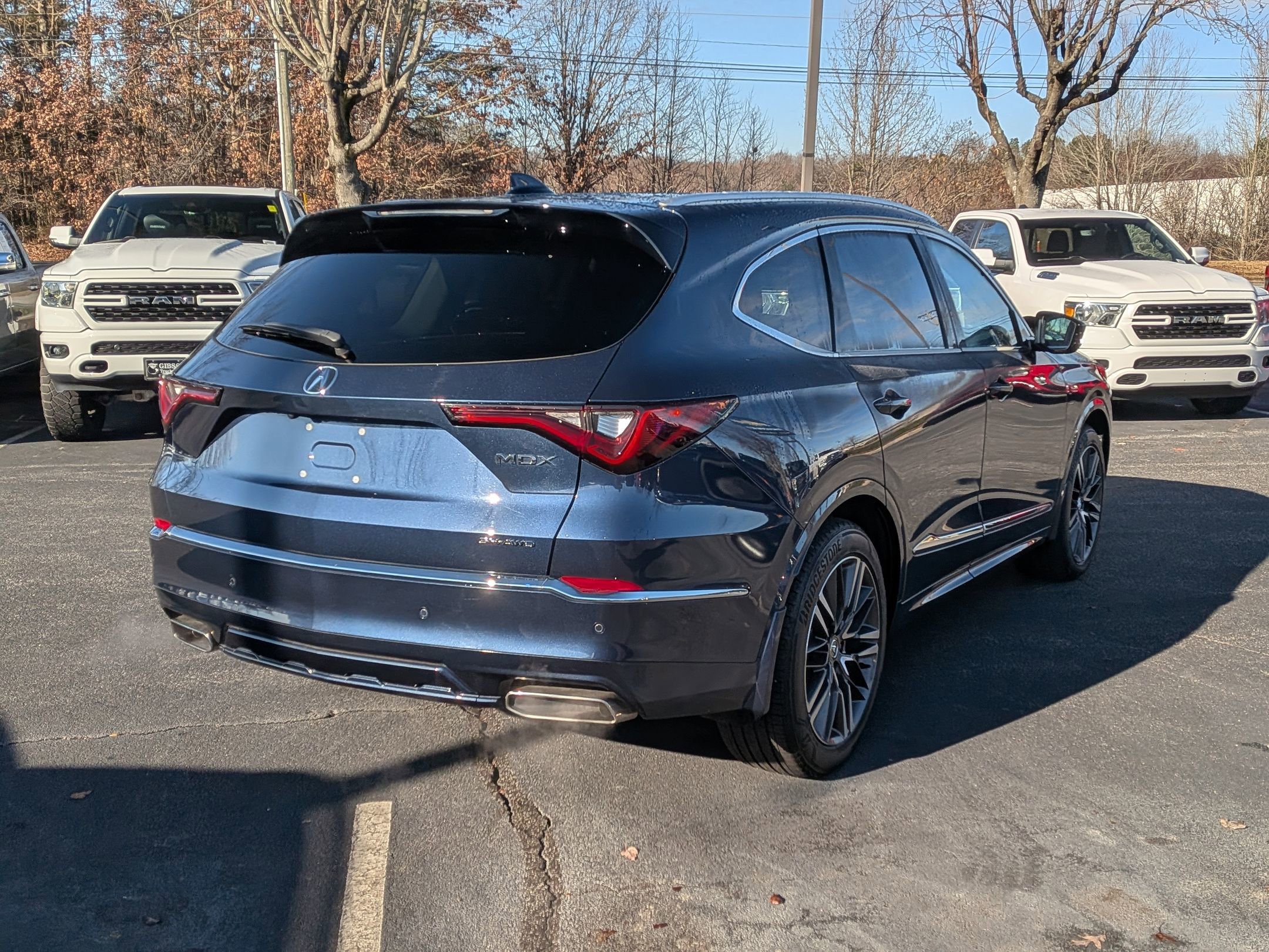 Used 2025 Acura MDX SH-AWD w/ Advance Package image 9