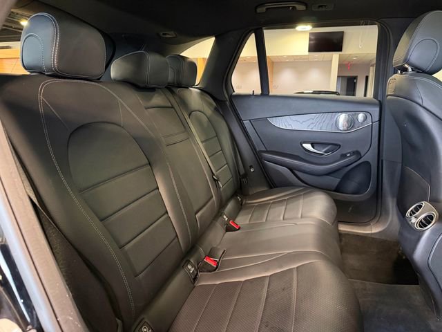 Used 2018 Mercedes-Benz GLC 300 4MATIC image 23