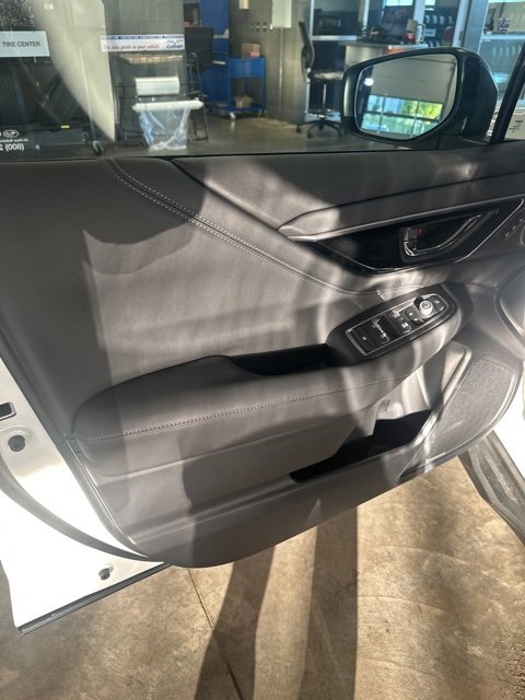 New 2025 Subaru Outback Touring w/ Popular Package #2 image 11