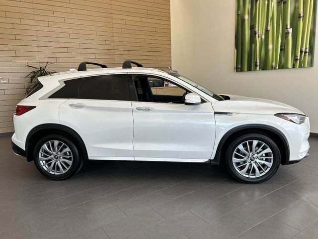 Certified 2025 INFINITI QX50 Luxe AWD/4WD image 5