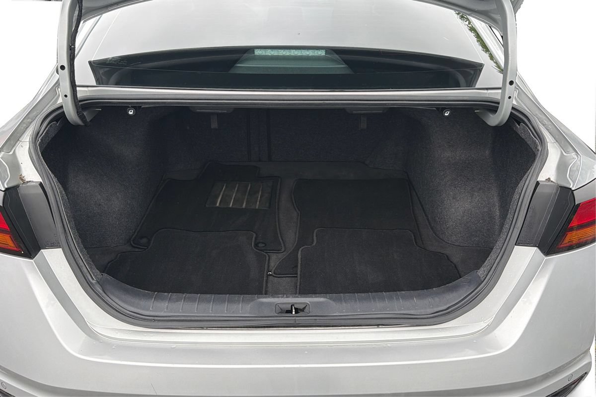 Used 2021 Nissan Altima 2.5 SV FWD image 11