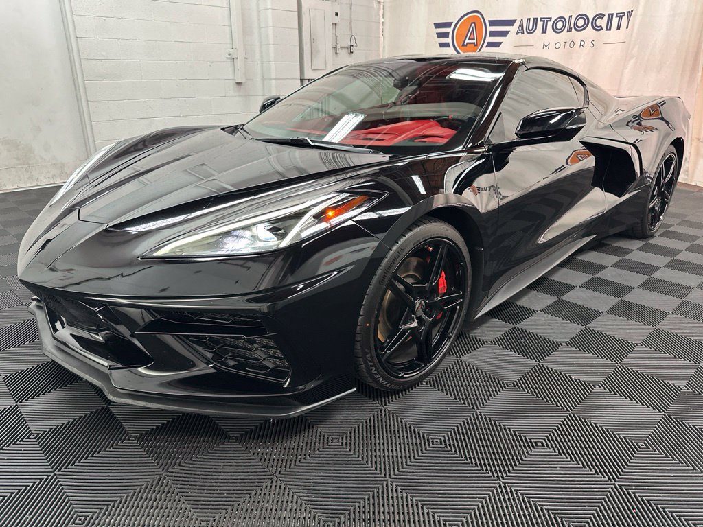 Used 2023 Chevrolet Corvette Stingray Premium Cpe w/ Z51 Performance Package RWD image 4
