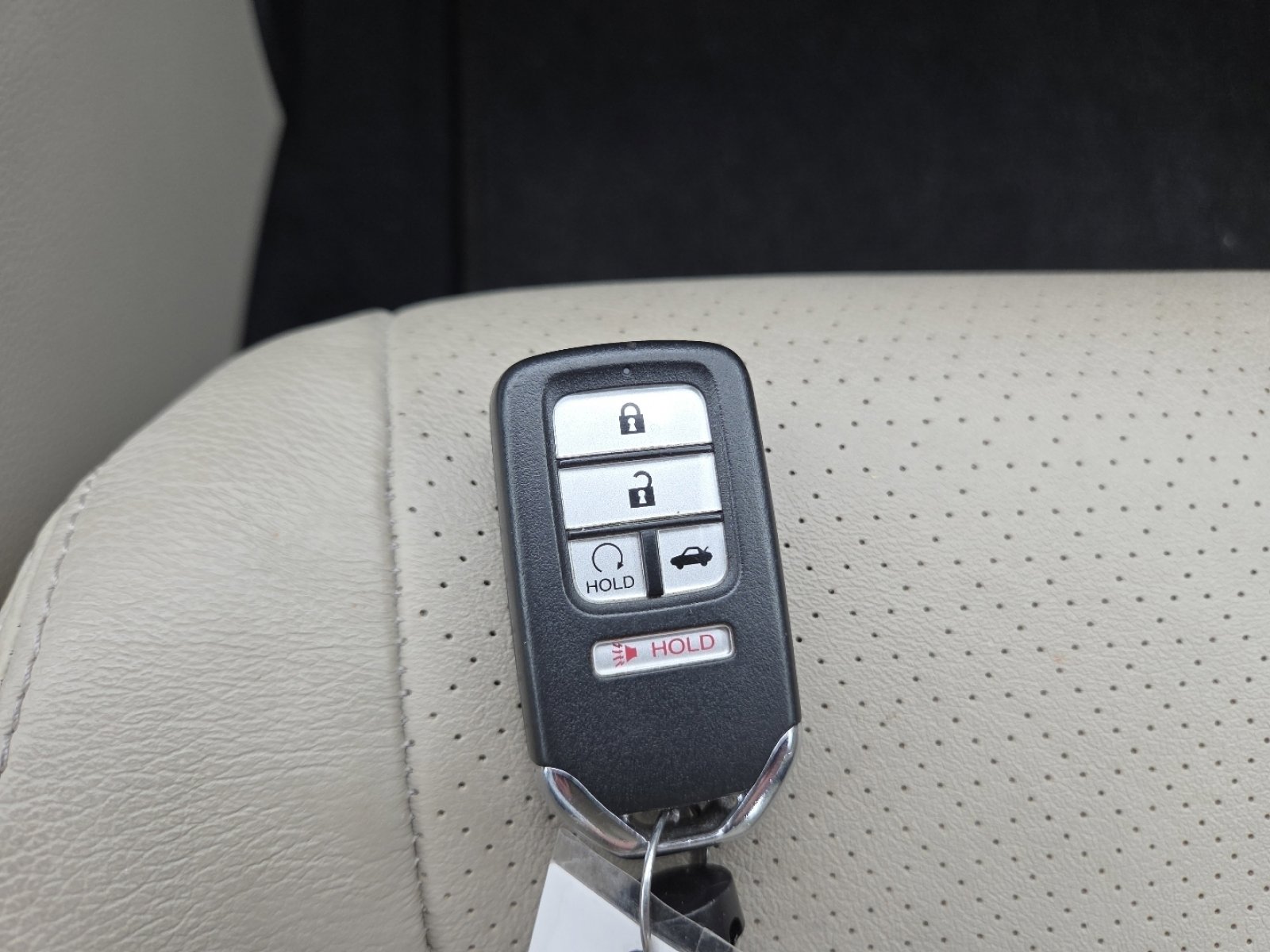 Used 2017 Honda Accord EX-L image 31