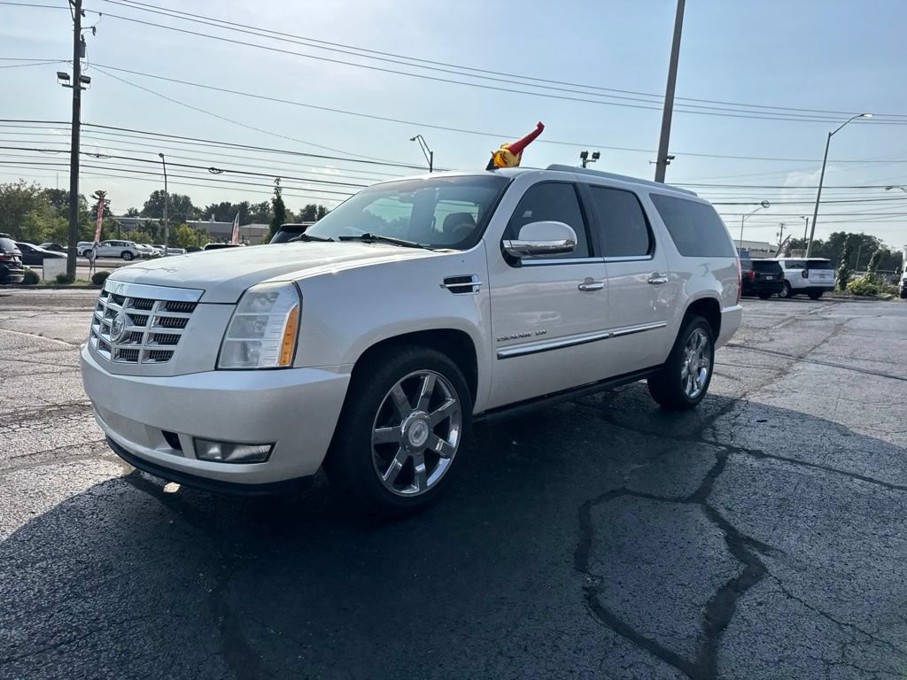 Used 2012 Cadillac Escalade ESV Luxury AWD/4WD video 1