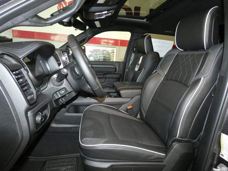 New 2026 RAM 3500 Limited image 10