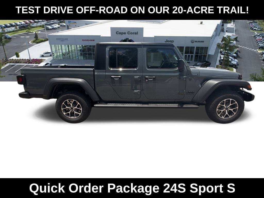 New 2026 Jeep Gladiator Sport AWD/4WD image 3