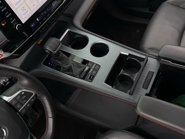 Used 2021 Toyota Sienna XSE image 28