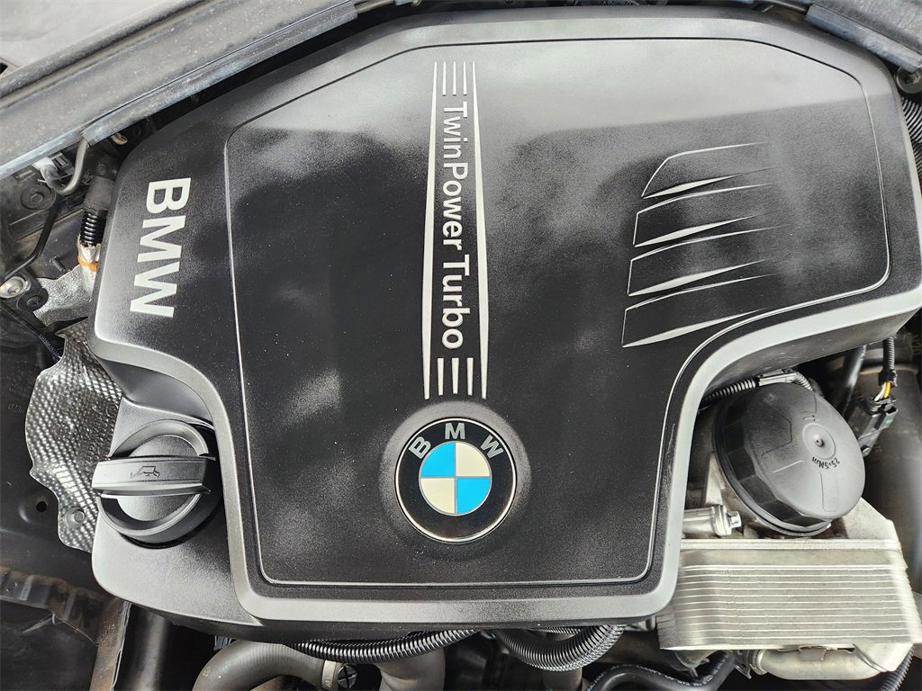 Used 2016 BMW 320i Sedan image 32