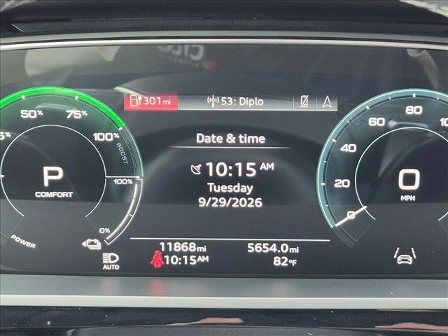 Certified 2024 Audi Q8 e-tron Premium Plus AWD/4WD image 10