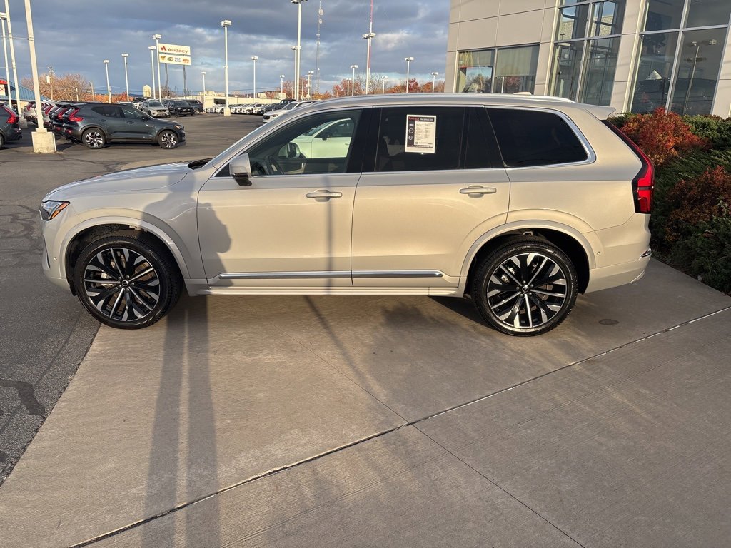 Certified 2025 Volvo XC90 B6 Plus image 10
