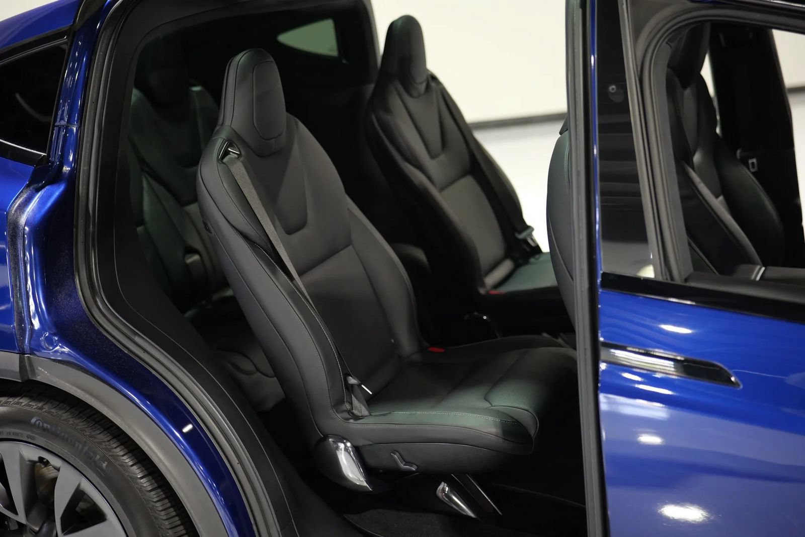 Used 2023 Tesla Model X Plaid AWD/4WD image 18