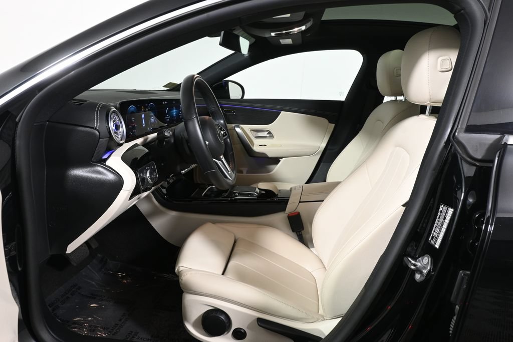 Certified 2022 Mercedes-Benz CLA 250 4MATIC image 3