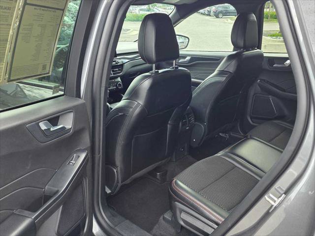 Used 2024 Ford Escape ST-Line AWD/4WD image 15