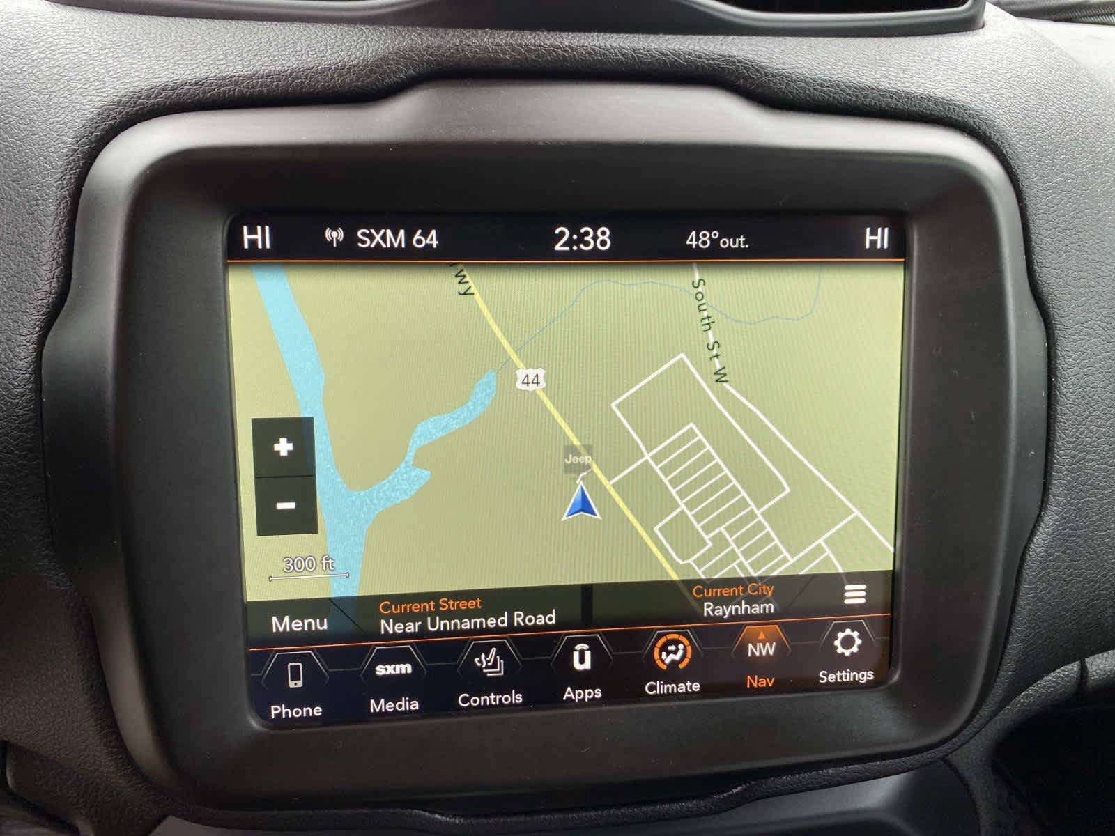 Certified 2022 Jeep Renegade Latitude AWD/4WD image 11