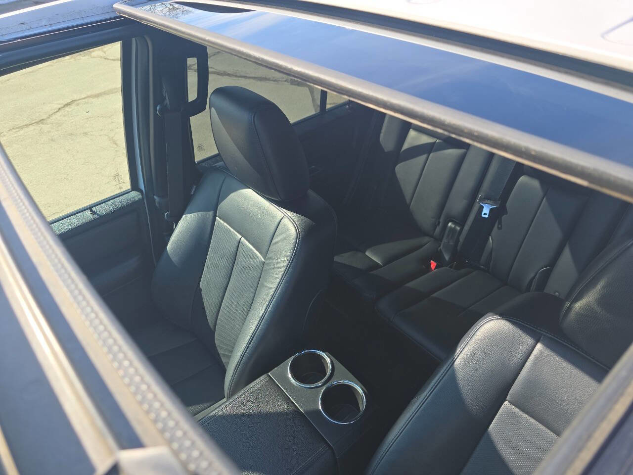 Used 2017 Ford Expedition Limited w/ Equipment Group 301A image 10