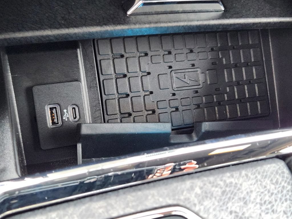 Used 2024 Ford Expedition Max Limited AWD/4WD image 30