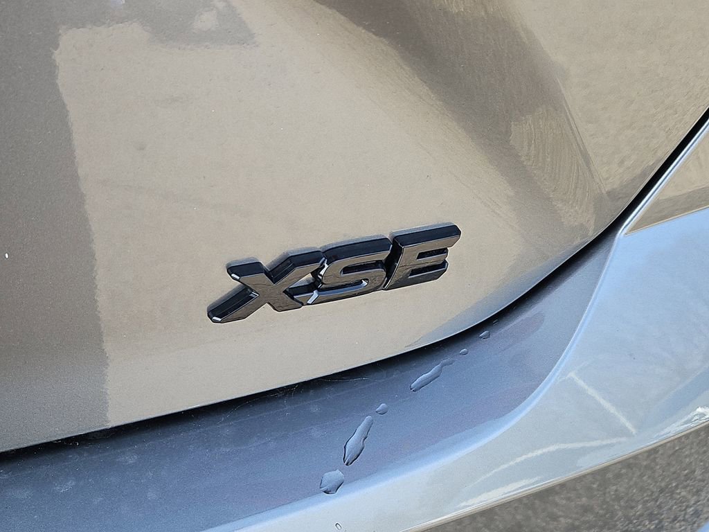 New 2026 Toyota Camry Hybrid image 4