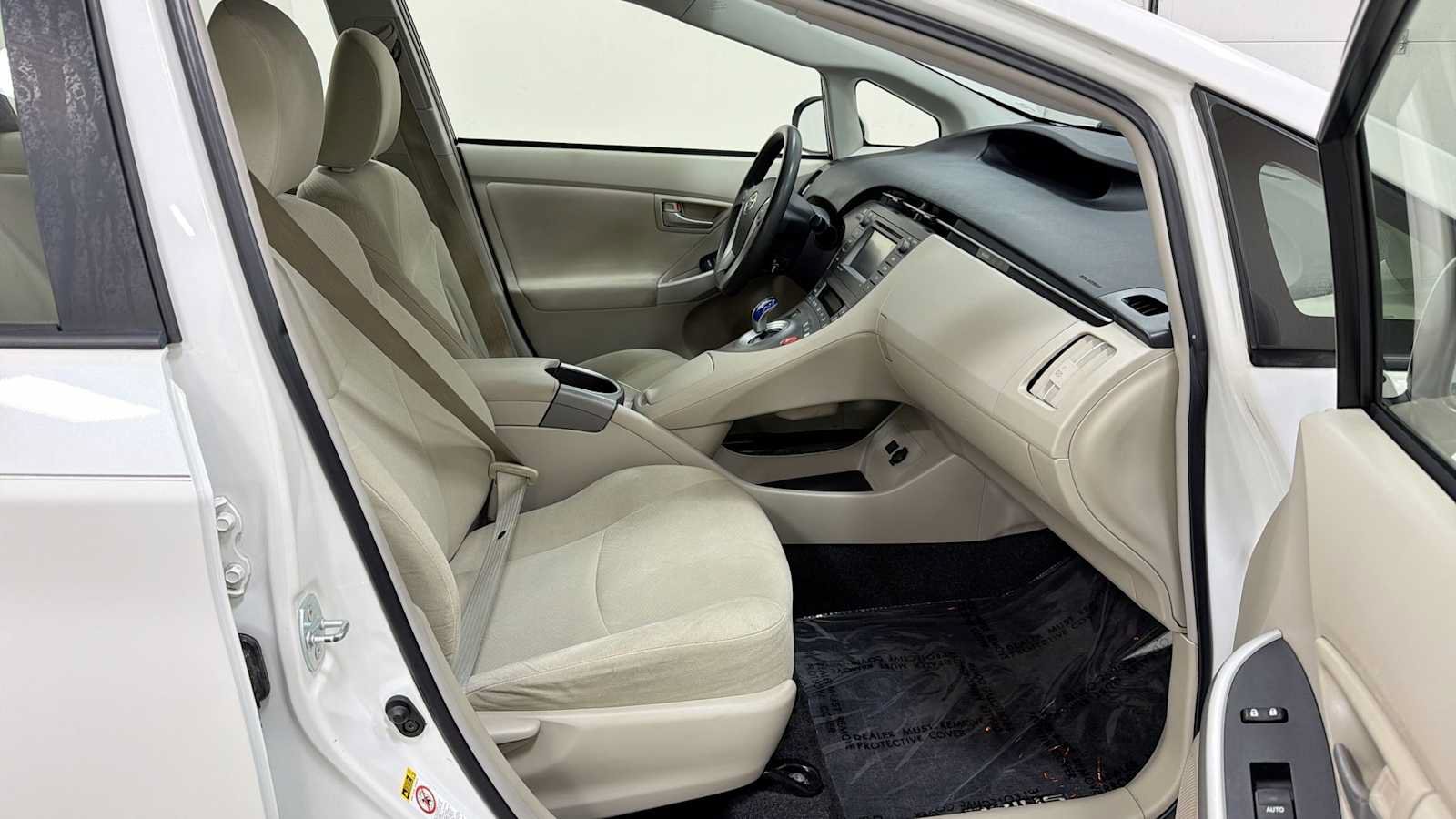 Used 2013 Toyota Prius Three FWD image 29