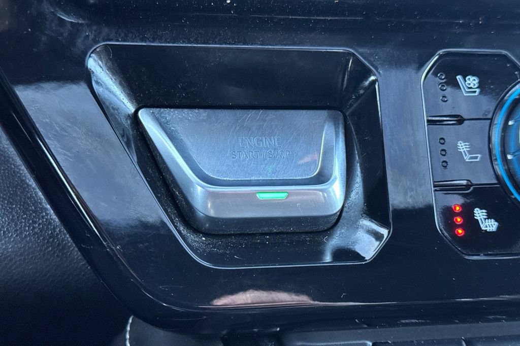 Used 2025 GMC Sierra 2500 AT4X image 23