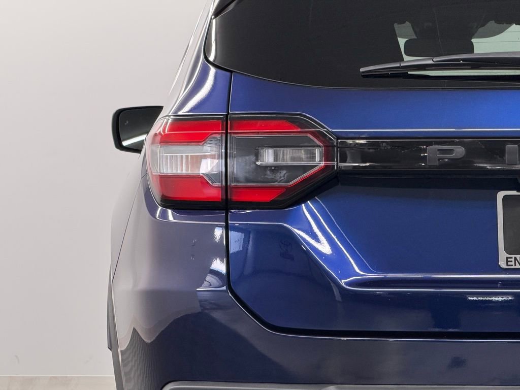 Used 2024 Honda Pilot Sport image 11