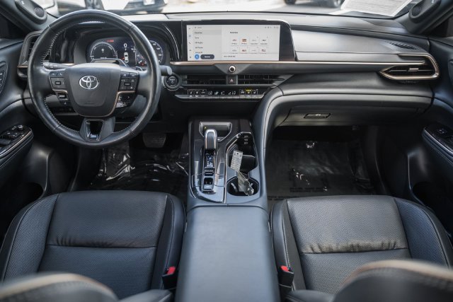 Used 2024 Toyota Crown Platinum AWD/4WD image 20