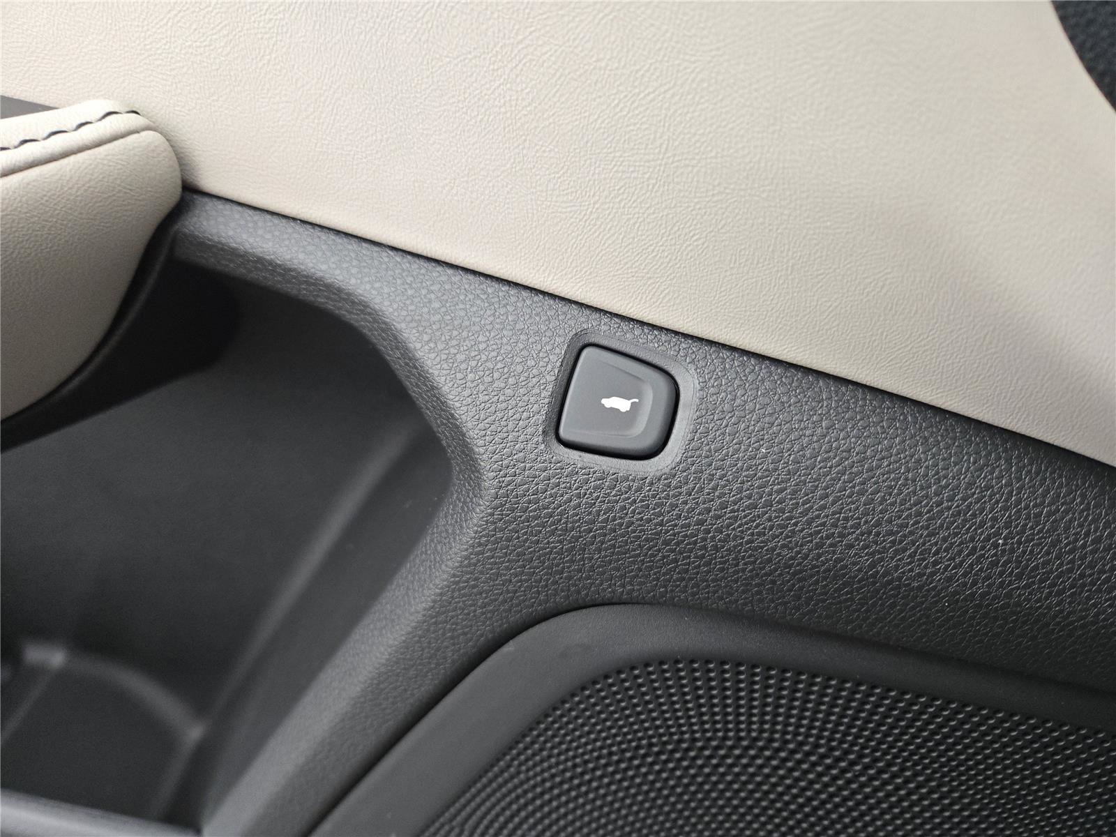 New 2026 Acura RDX SH-AWD w/ Advance Package image 18