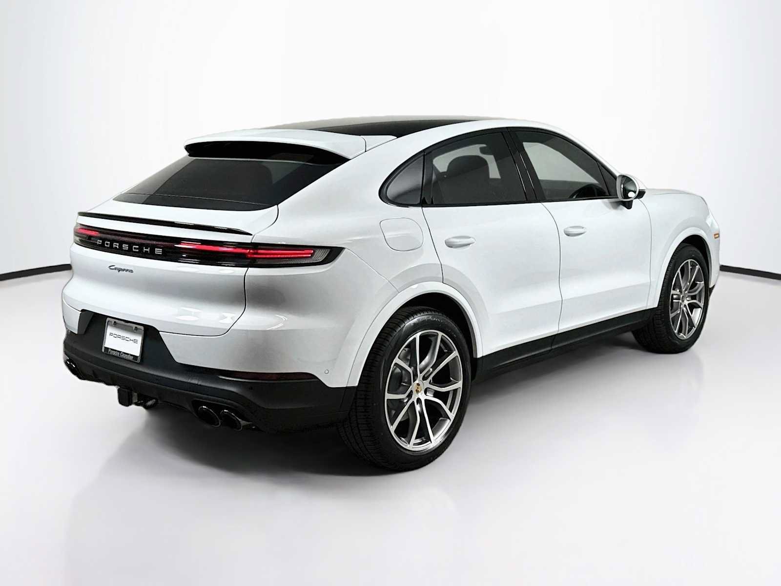 New 2026 Porsche Cayenne Coupe AWD/4WD image 9