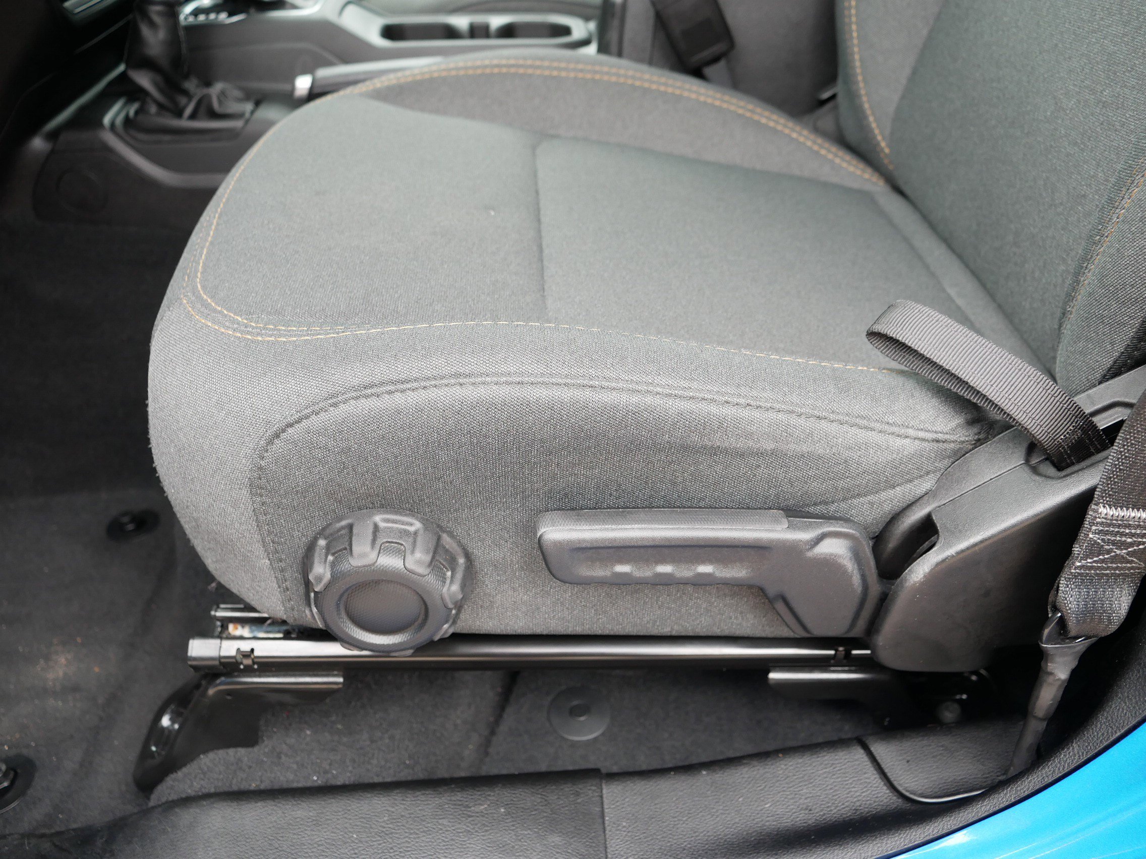 Used 2024 Jeep Wrangler Sport S image 20