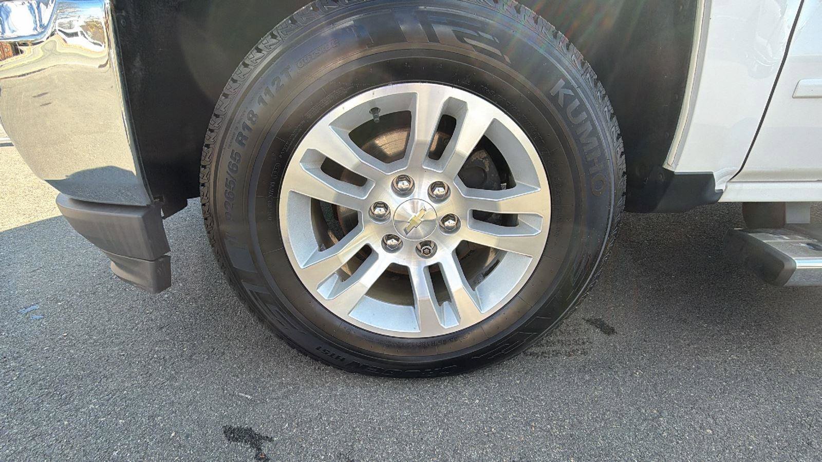 Used 2018 Chevrolet Silverado 1500 LT w/ All Star Edition image 9