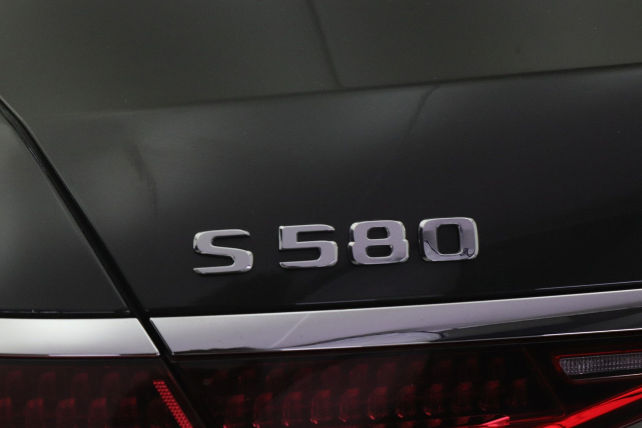 Certified 2023 Mercedes-Benz S 580 4MATIC Sedan image 19