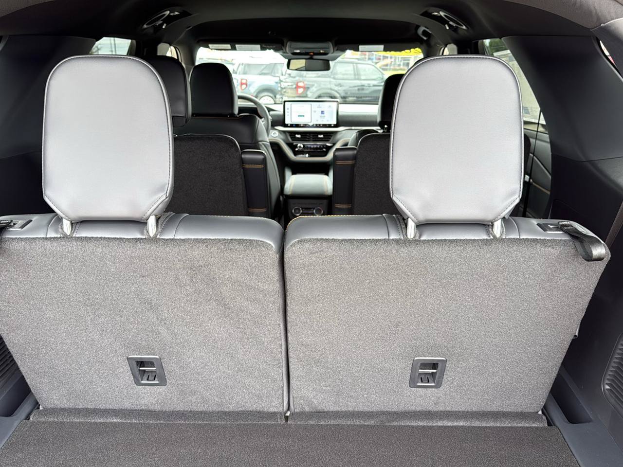 New 2026 Ford Explorer Tremor w/ Tremor Convenience Package AWD/4WD image 28