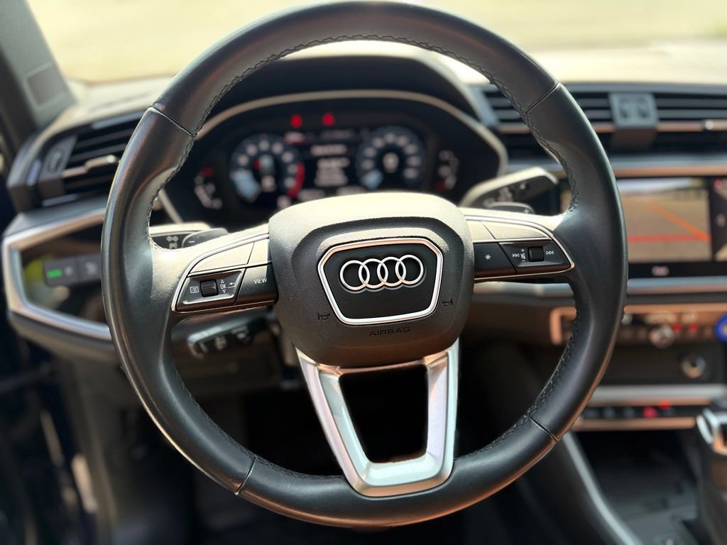 Used 2023 Audi Q3 2.0T Premium Plus w/ Premium Plus Package AWD/4WD image 10