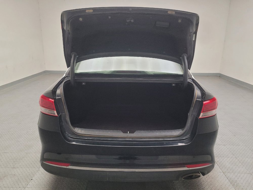 Used 2017 Kia Optima LX FWD image 29